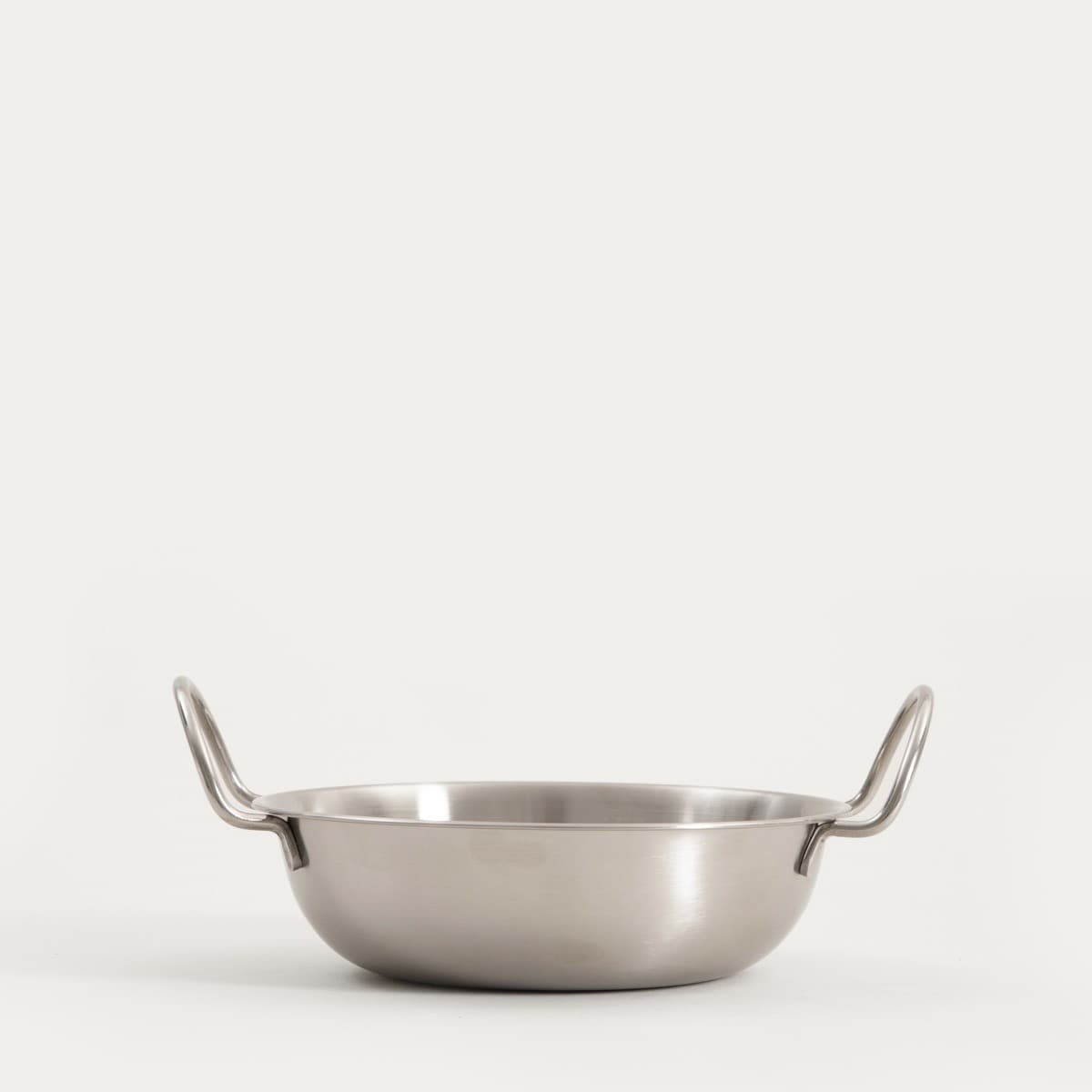 Servírovacia misa ONTARIO s úchytmi, 18 cm, HOMLA