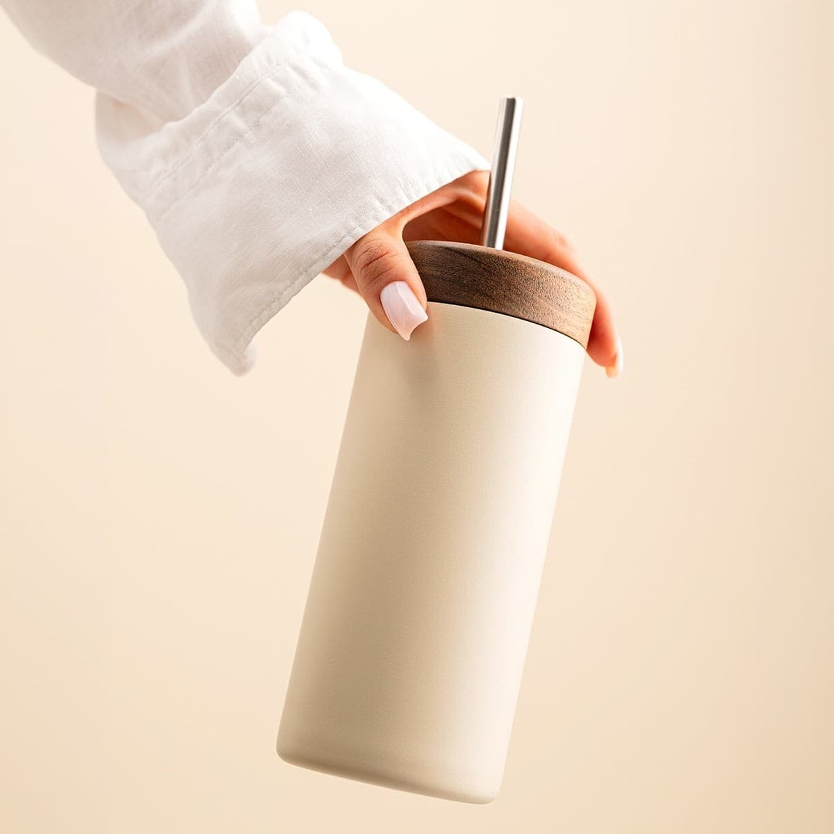 Termohrnček SYLVARA krémový s dreveným detailom a slamkou 350 ml