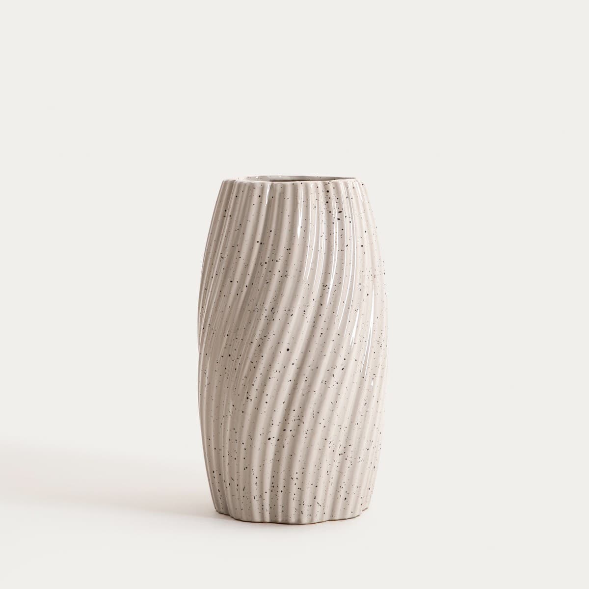 Keramická váza HOMLA NARIO, ecru, 14 × 14 × 24,5 cm