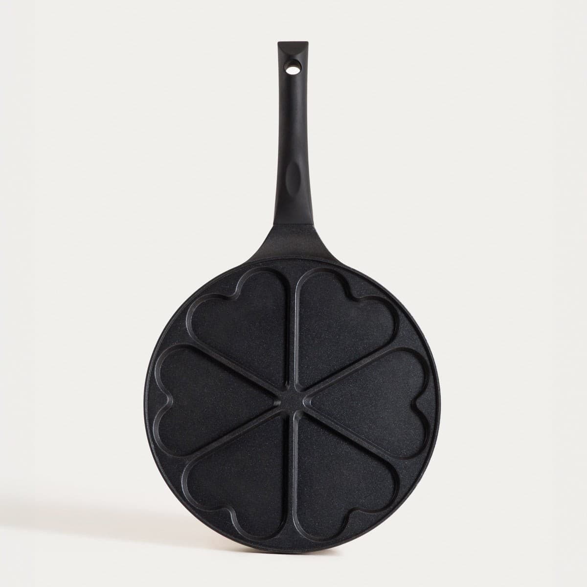 Panvica na palacinky SWEETLET so srdiečkami 26,5 cm